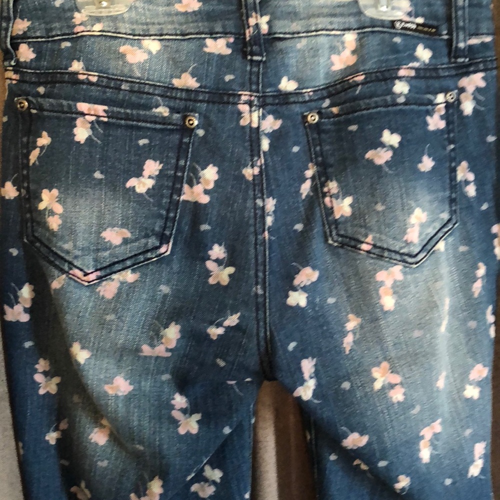 Denim - Picture 3 of 3
